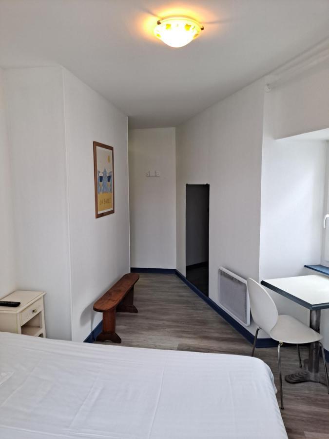 Hotel Le Mondes Le Pouliguen Esterno foto
