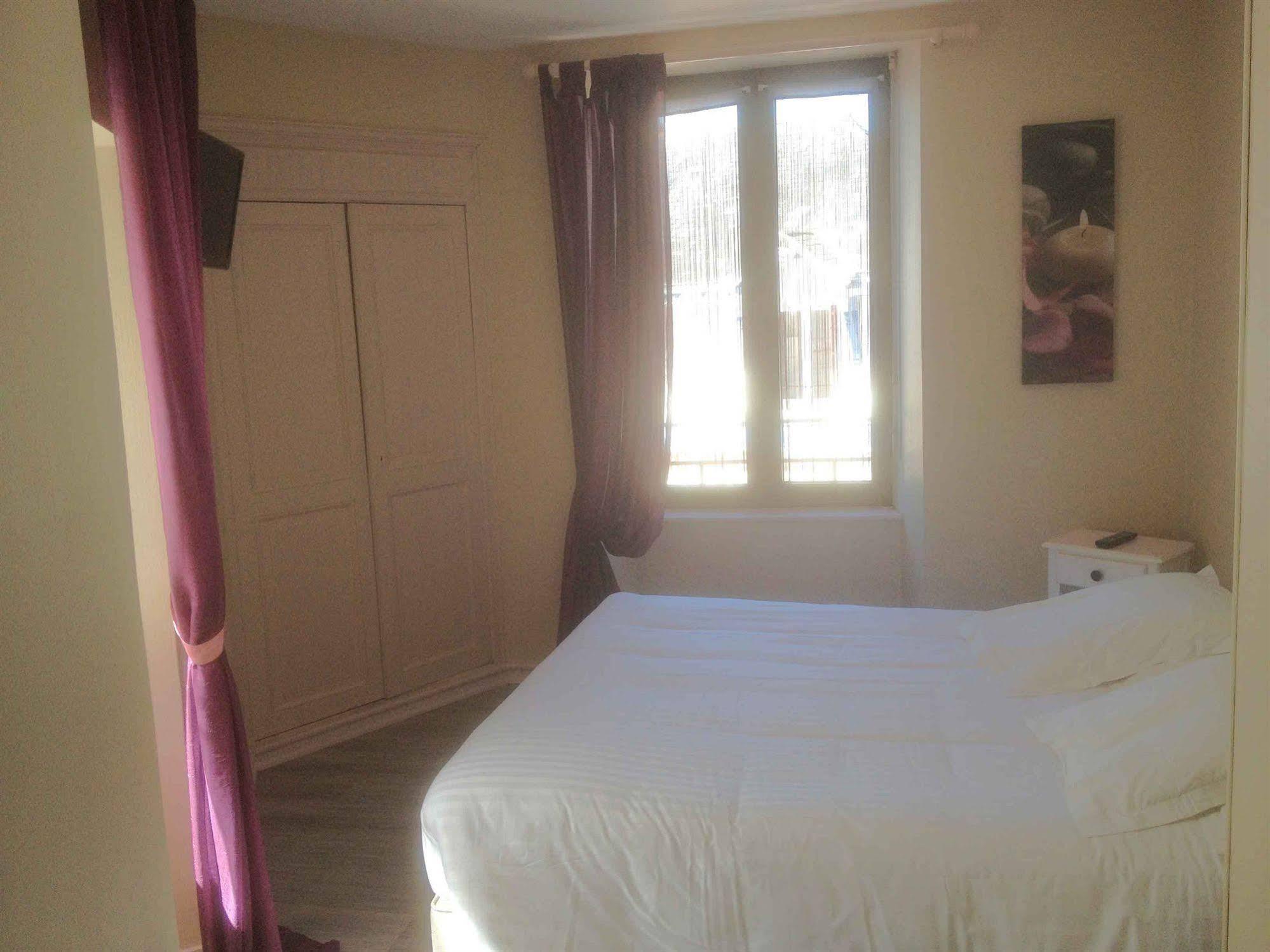Hotel Le Mondes Le Pouliguen Esterno foto